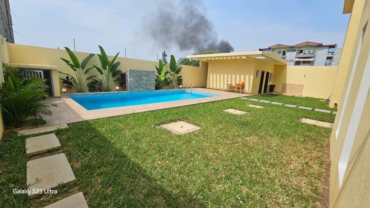 Abidjan, Plateau, Hotel Tiama